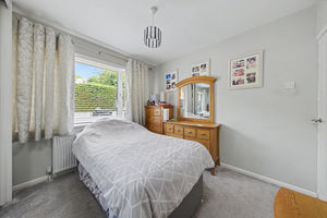 Thornbridge Crescent